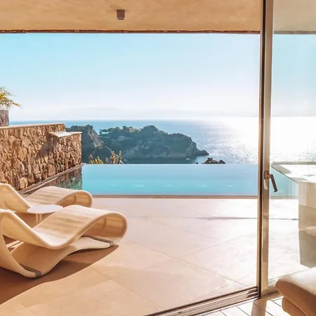 Isola Bella Infinity Ταορμίνα